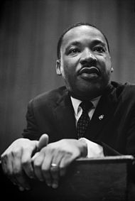 Martin_Luther_King_press_conference_01269u_edit