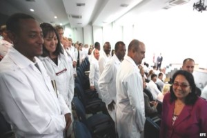 Five more doctors have abandoned the Brazilian program.