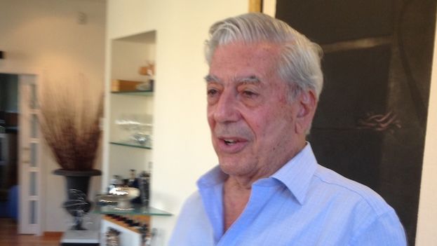 Mario Vargas Llosa at his home in Madrid (14ymedio)