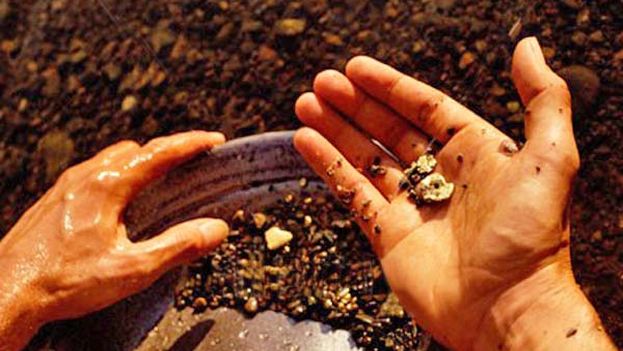 Panning for gold (14ymedio)