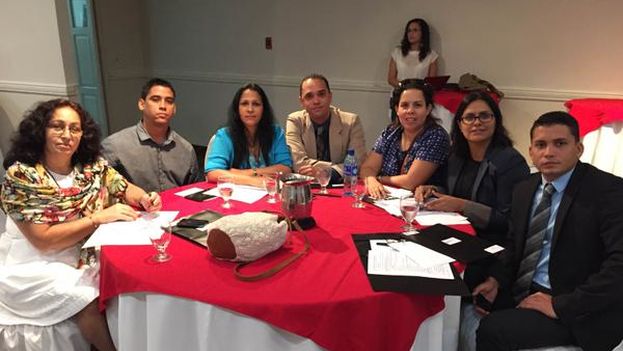 Several activists of Cuban civil society at the 2nd Youth and Democracy Regional Forum (14ymedio)