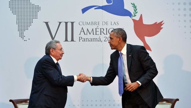 Raúl Castro with Barack Obama at a press conference during the Summit of the Americas. 