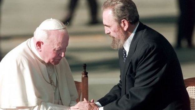 13 --  Fidel Castro during the visit of Pope John Paul II to Cuba in 1998. (Cubadebate)