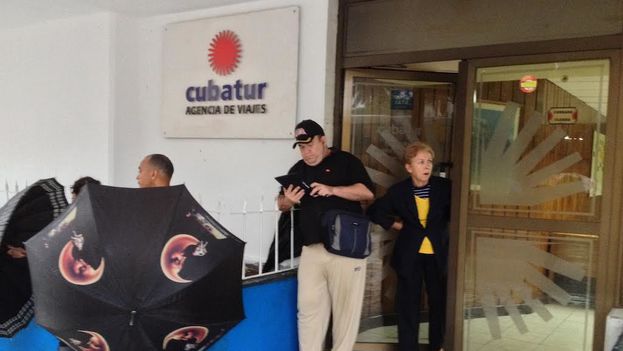 Cubatur travel agency office in the basement of the Havana Libre Hotel. (14ymedio)