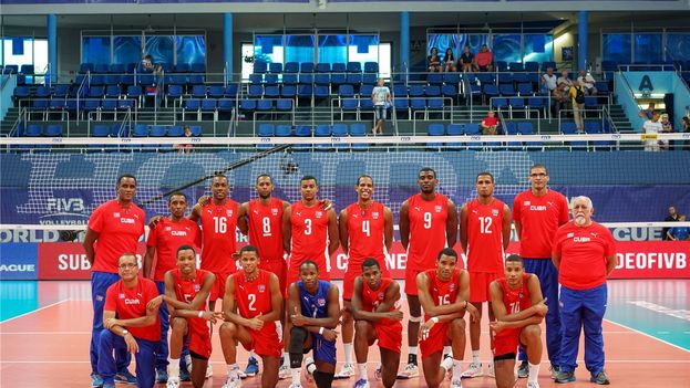 Six members of the Cuban volleyball team have been detained in Finland without the press explaining what crime they are accused of. (Volleyball World League)