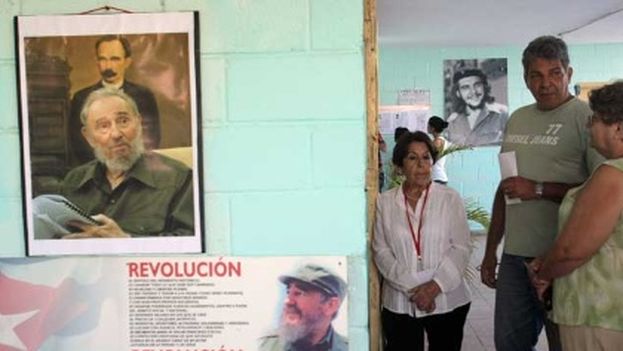 The only party allowed to exist under the Cuban Constitution is the Communist Party. (EFE)