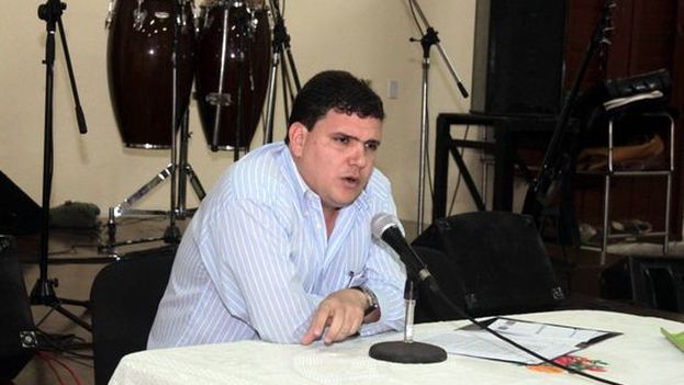 Juan Antonio Fernández Estrada, a professor at the Faculty of Law of the University of Havana. (Cubaposible)