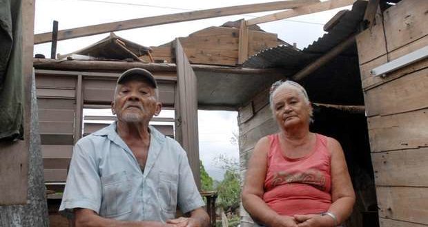 Elderly married couple married in their house which was destroyed by Hurricane Matthew in Jesús Lores, El Marrón neighbourhood, Guantánamo. The photo, taken by Leonel Escalona Furones, was taken from the Venceremos newspaper.