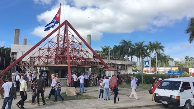 Entrance to the International Fair of Havana (FIHAV 2016). (14ymedio)